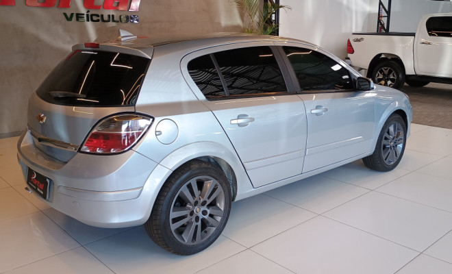 GM - Chevrolet Vectra GT 2.0 MPFI 8V FlexPower Mec. 2011 Flex-3