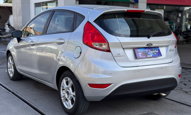 Ford Fiesta 1.6 16V Flex Aut. 5p 2015 Flex-2