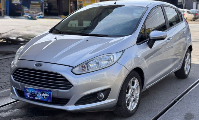 Ford Fiesta 1.6 16V Flex Aut. 5p 2015 Flex