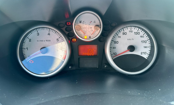 Peugeot 207 XR 1.4 Flex 8V 5p 2009 Flex-5