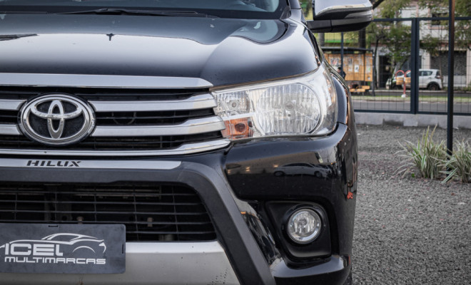 Toyota Hilux CD SRV 4x4 2.8 TDI Diesel Aut. 2018 Diesel-4
