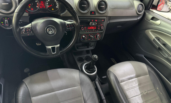 VW - VolksWagen Saveiro CROSS 1.6 T. Flex 16V CE 2015 Flex-8