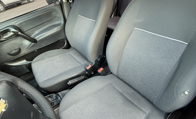 GM - Chevrolet Classic Life/LS 1.0 VHC FlexP. 4p 2014 Flex-6