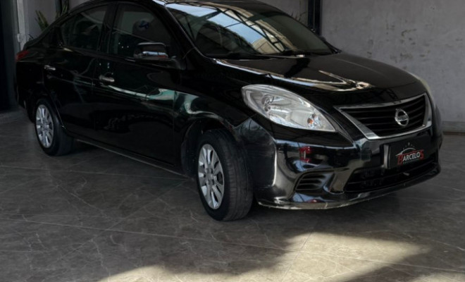 Nissan VERSA S 1.6 16V Flex Fuel 4p Mec. 2014 Flex