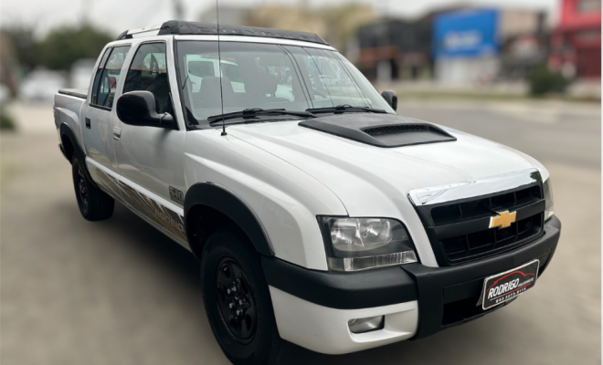 GM - Chevrolet S10 Pick-Up 2.4 MPFI 8v 128cv CD 4p 2001 Gasolina-1