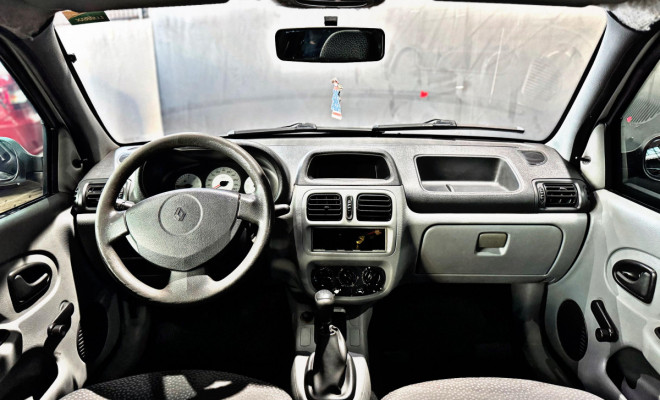 Renault Clio Campus Hi-Flex 1.0 16V 3p 2010 Flex-3