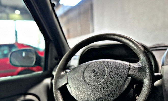 Renault Clio Campus Hi-Flex 1.0 16V 3p 2010 Flex-4