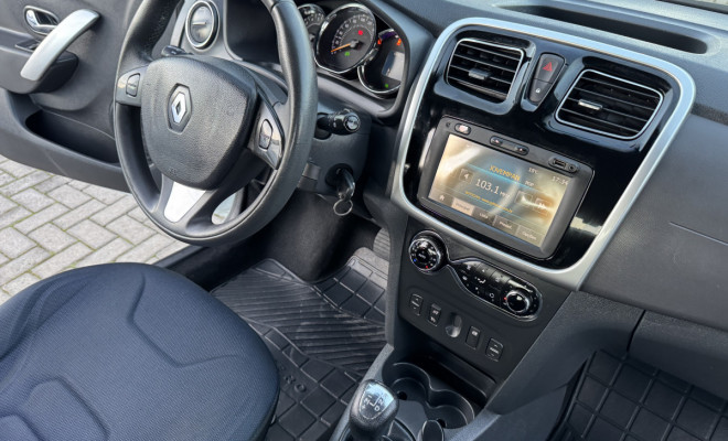 Renault SANDERO Dyna. EasyR Hi-Flex 1.6 8V 2015 Flex-10