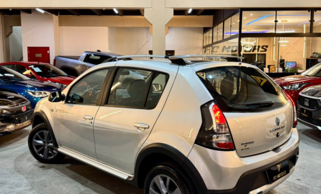 Renault SANDERO STEPWAY Hi-Power 1.6 8V 5p 2013 Flex-2