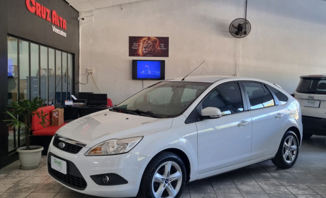 Ford Focus 1.6 S/SE/SE Plus Flex 8V/16V  5p 2013 Flex