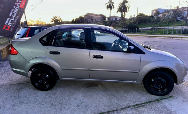Ford Fiesta Sed. Personnalité 1.0 8V - 2006-1