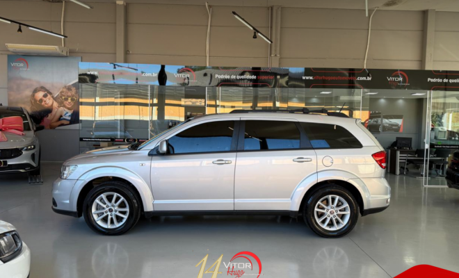 Fiat FREEMONT EMOT./PRECISION 2.4 16V 5p Aut. 2014 Gasolina-6
