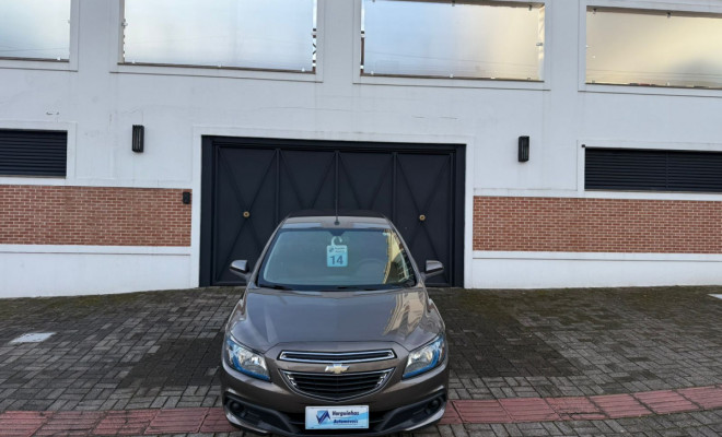 GM - Chevrolet ONIX HATCH LT 1.4 8V FlexPower 5p Mec. 2014 Flex
