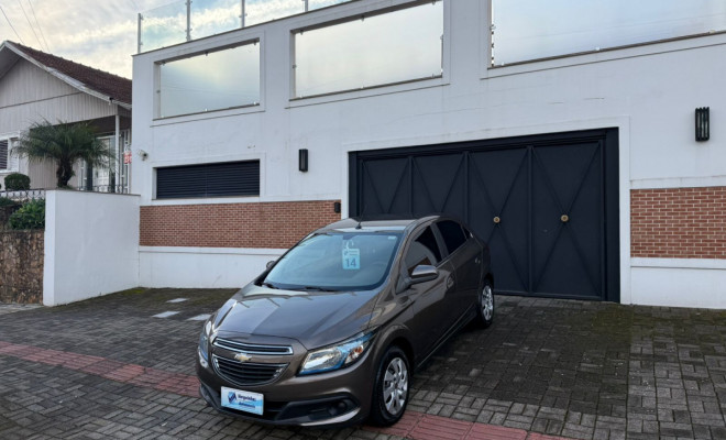 GM - Chevrolet ONIX HATCH LT 1.4 8V FlexPower 5p Mec. 2014 Flex-1
