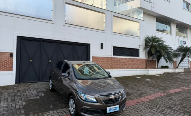 GM - Chevrolet ONIX HATCH LT 1.4 8V FlexPower 5p Mec. 2014 Flex-0