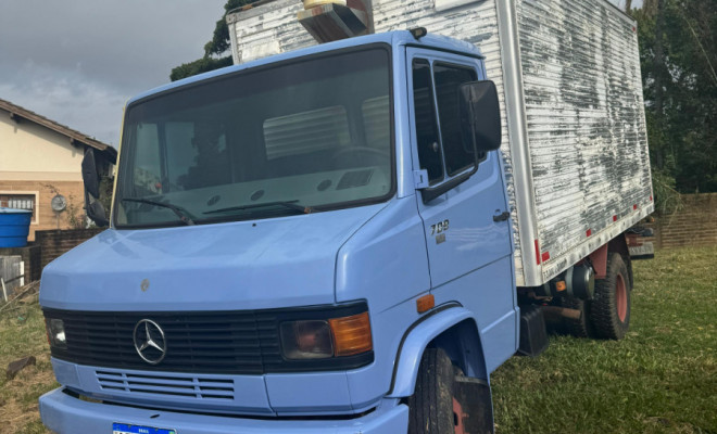 MERCEDES-BENZ 709 2p (diesel) 1994 Diesel