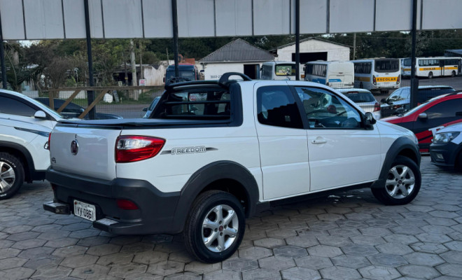 Fiat Strada Freedom 1.4 Flex 8V CD 2019 Flex-5