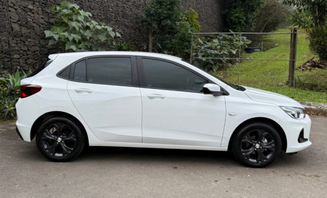GM - Chevrolet ONIX HATCH LTZ 1.0 12V TB Flex 5p Aut. 2024 Flex-12