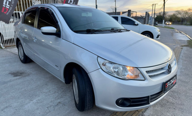 VW VOYAGE TREND 1.6 Mi Total Flex 8V - 2010-0