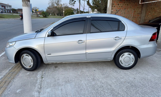 VW VOYAGE TREND 1.6 Mi Total Flex 8V - 2010-4