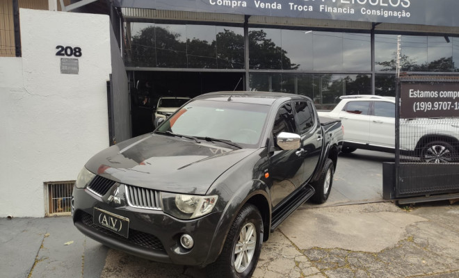 Mitsubishi L200 Triton HPE 3.2 CD TB Int.Diesel Aut 2010 Diesel
