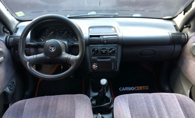 GM - Chevrolet Corsa GL 1.4 1996 Gasolina  100% Financiado-4