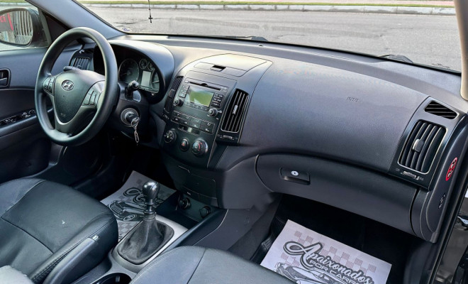 Hyundai i30 2.0 Manual - 2010-8