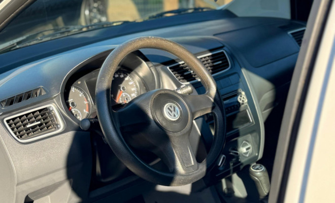 VW - VolksWagen Fox 1.0 Mi Total Flex 8V 5p 2012 Flex-2