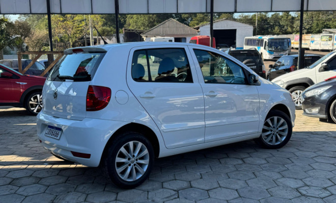 VW - VolksWagen Fox 1.0 Mi Total Flex 8V 5p 2012 Flex-5
