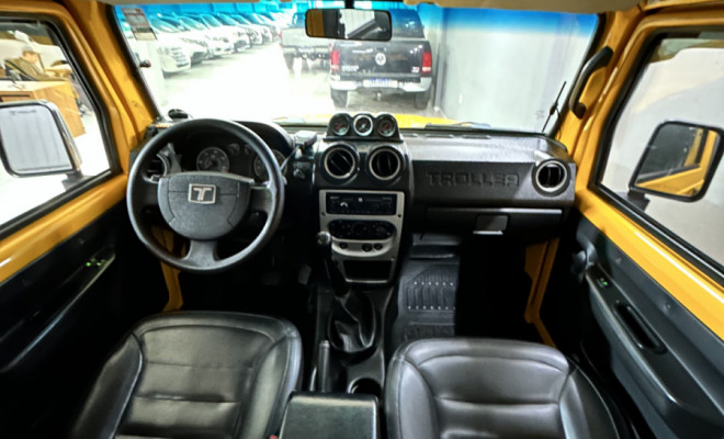 Troller T-4 4x4 3.2 TGV tdi Cap. Rígida Diesel 2013 Diesel-4