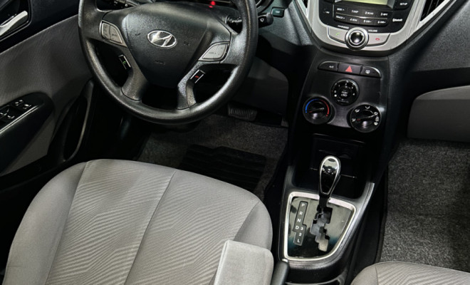 Hyundai HB20S Premium 1.6 Flex 16V Aut. 4p 2014 Flex-4