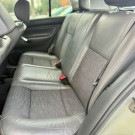 VW - VolksWagen Golf Sportline 1.6 Mi Total Flex 8V 4p 2010 Flex-8
