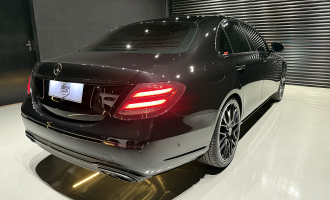 Mercedes-Benz E-250 Excl. Launch Ed. 2.0 TB 211cv Aut. 2017 Gasolina-2