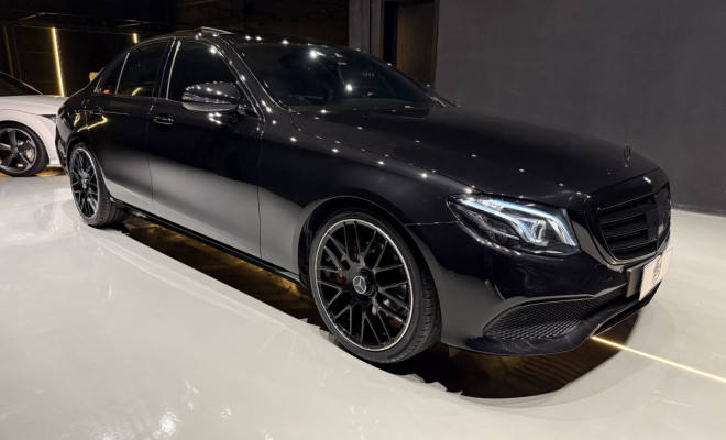 Mercedes-Benz E-250 Excl. Launch Ed. 2.0 TB 211cv Aut. 2017 Gasolina