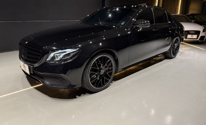Mercedes-Benz E-250 Excl. Launch Ed. 2.0 TB 211cv Aut. 2017 Gasolina-0