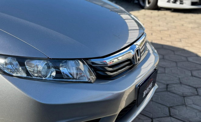 Honda Civic Sed. LXL/ LXL SE 1.8 Flex 16V Aut. 2012 Flex-8