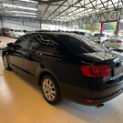 VW - VolksWagen JETTA Comfortline 2.0 T.Flex 8V 4p Tipt. 2014 Flex-4