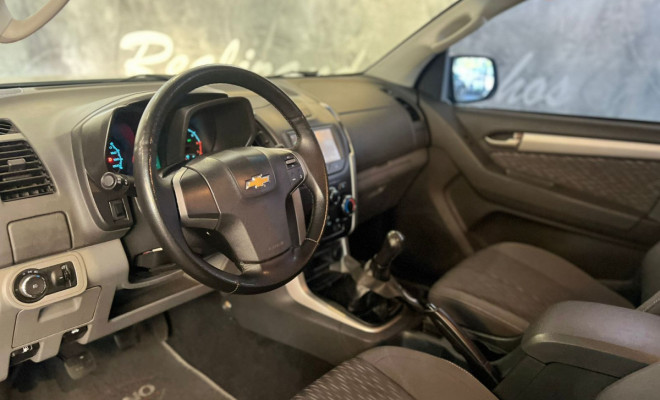 GM - Chevrolet S10 P-Up Advant. 2.4/2.4 MPFI F.Power CD 2016 Gasolina-3