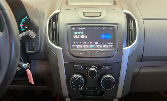 GM - Chevrolet S10 P-Up Advant. 2.4/2.4 MPFI F.Power CD 2016 Gasolina-7