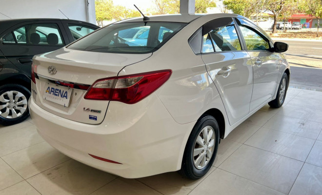 Hyundai HB20S C.Plus/C.Style 1.6 Flex 16V Mec.4p 2014 Flex-2