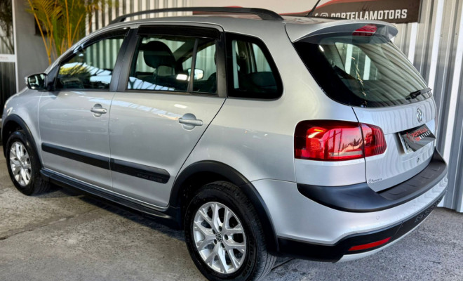 VW - VolksWagen SpaceCross 1.6 Mi Total Flex 8V 2014 Flex-9