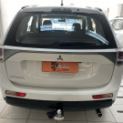 Mitsubishi OUTLANDER 2.0 C/ Teto Aut 2015