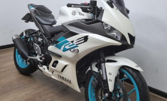 YAMAHA YZF R-3 321/ABS 2025 Gasolina-0