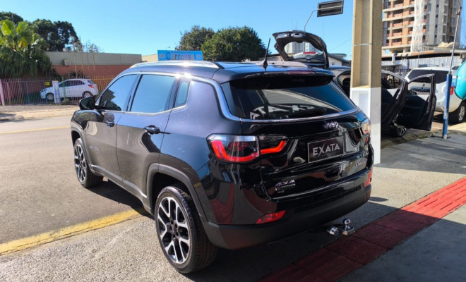 COMPASS LIMITED 2.0 DIESEL 4x4 AUT.-4
