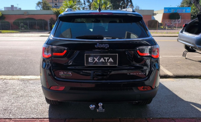 COMPASS LIMITED 2.0 DIESEL 4x4 AUT.-5
