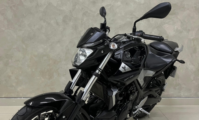 YAMAHA MT-03 321/ABS 2017 Gasolina-5