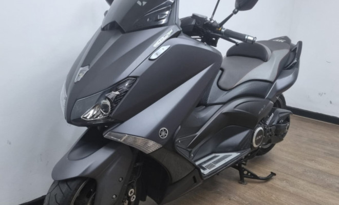 YAMAHA TMAX 530 2015 Gasolina-9