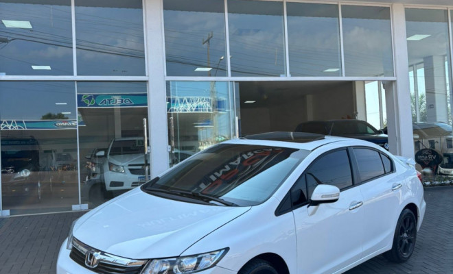 Honda Civic Sedan EXS 1.8/1.8 Flex 16V Aut. 4p 2013 Flex