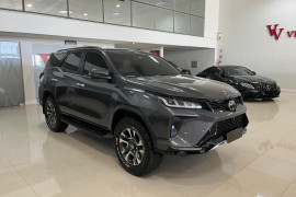Toyota Hilux SW4 Diamond 2.8 TB 4x4 Die. Aut. 2024 Diesel