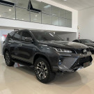 Toyota Hilux SW4 Diamond 2.8 TB 4x4 Die. Aut. 2024 Diesel